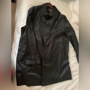 Men’s Lauren by Ralph Lauren, light-weight raincoat. Perfect for travel.
